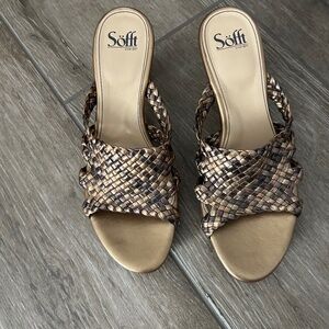 Sofft Womens Woven Sandals Earth Tones Size 10 M New